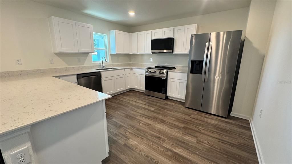 For Rent: $2,500 (4 beds, 2 baths, 2067 Square Feet)