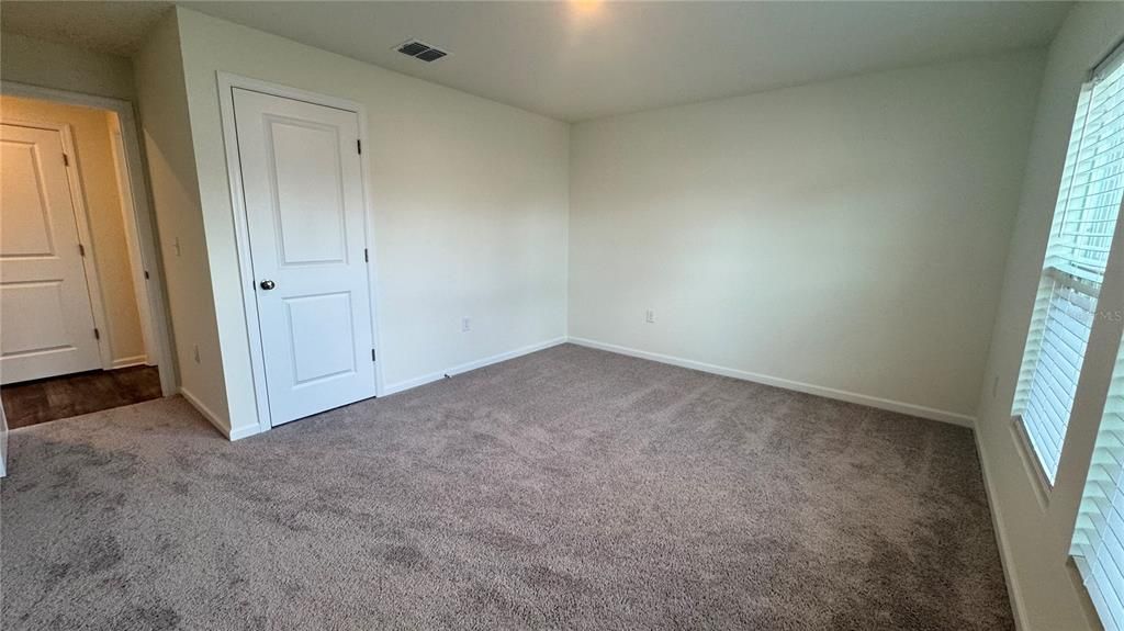 For Rent: $2,500 (4 beds, 2 baths, 2067 Square Feet)