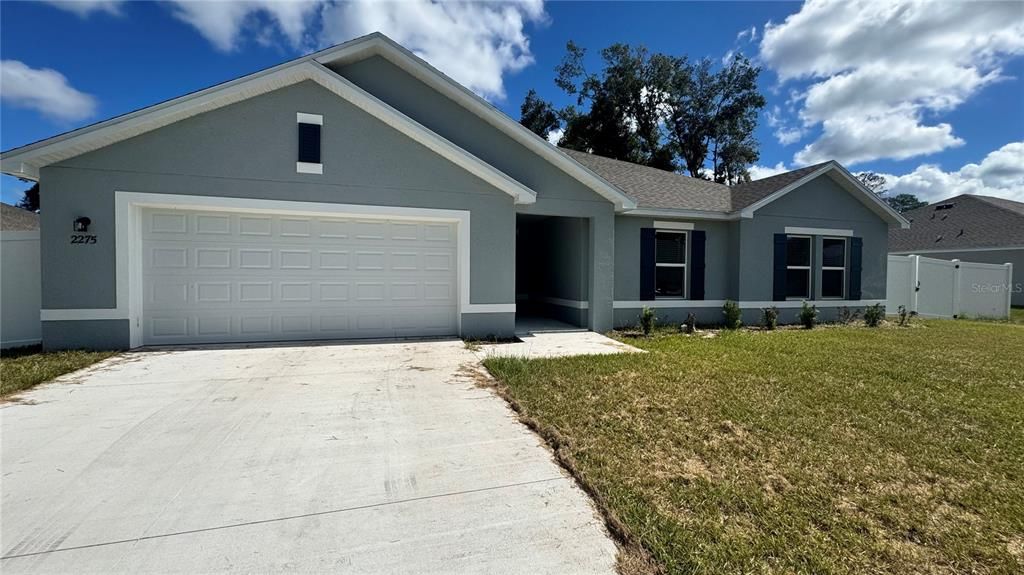 For Rent: $2,500 (4 beds, 2 baths, 2067 Square Feet)