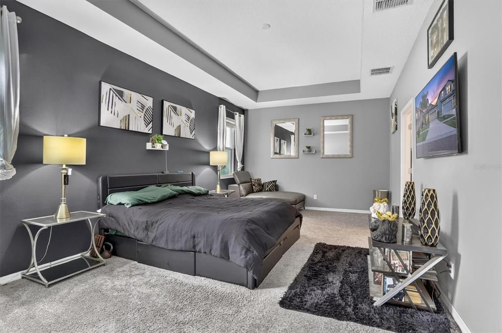 En Venta: $364,990 (3 camas, 2 baños, 2076 Pies cuadrados)