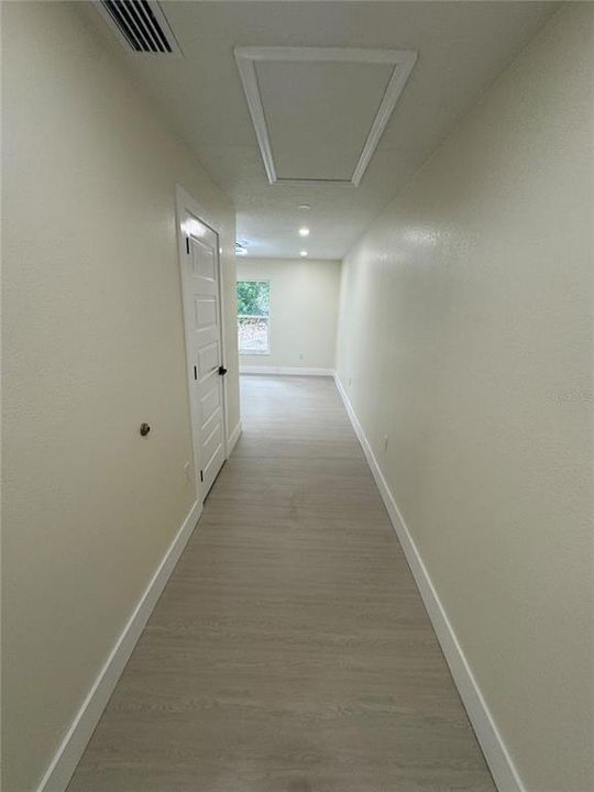 合同活跃: $479,900 (3 贝兹, 2 浴室, 2415 平方英尺)