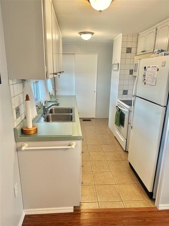 En Venta: $110,000 (2 camas, 1 baños, 888 Pies cuadrados)