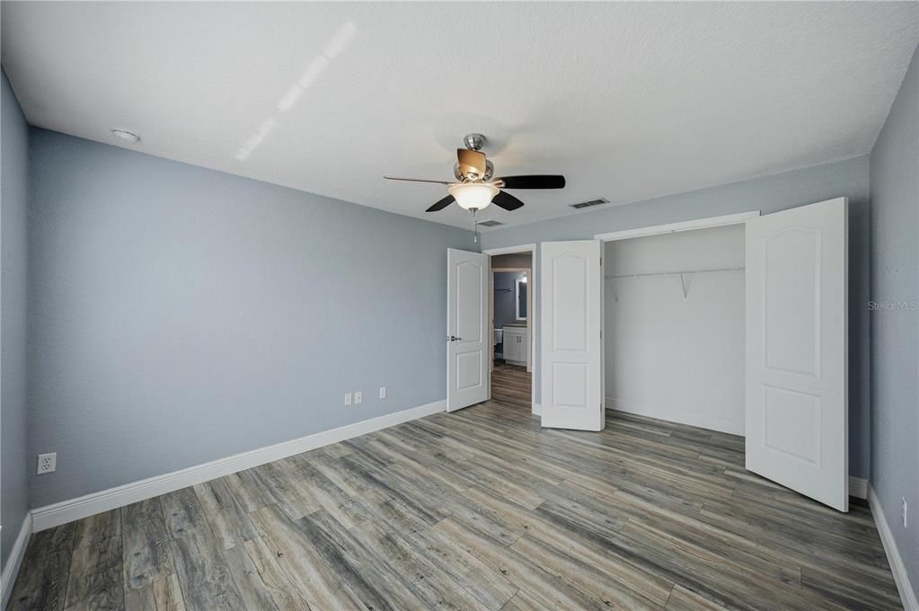 For Sale: $429,000 (4 beds, 3 baths, 3029 Square Feet)