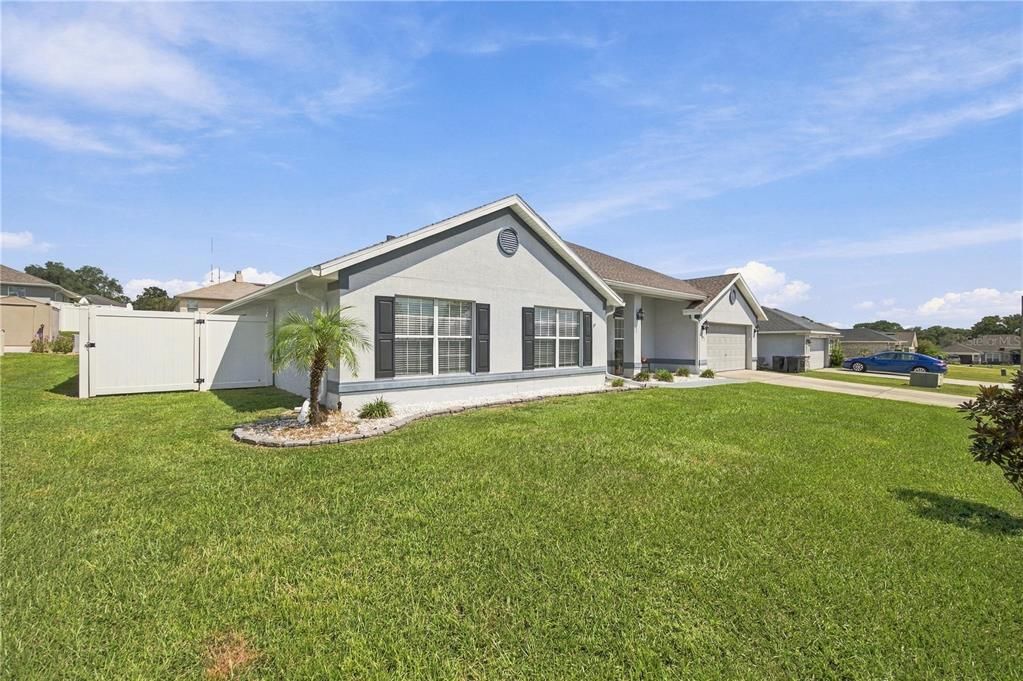 For Sale: $429,000 (4 beds, 3 baths, 3029 Square Feet)