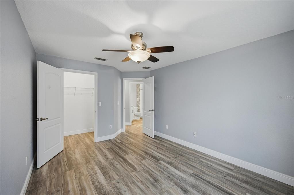 For Sale: $429,000 (4 beds, 3 baths, 3029 Square Feet)