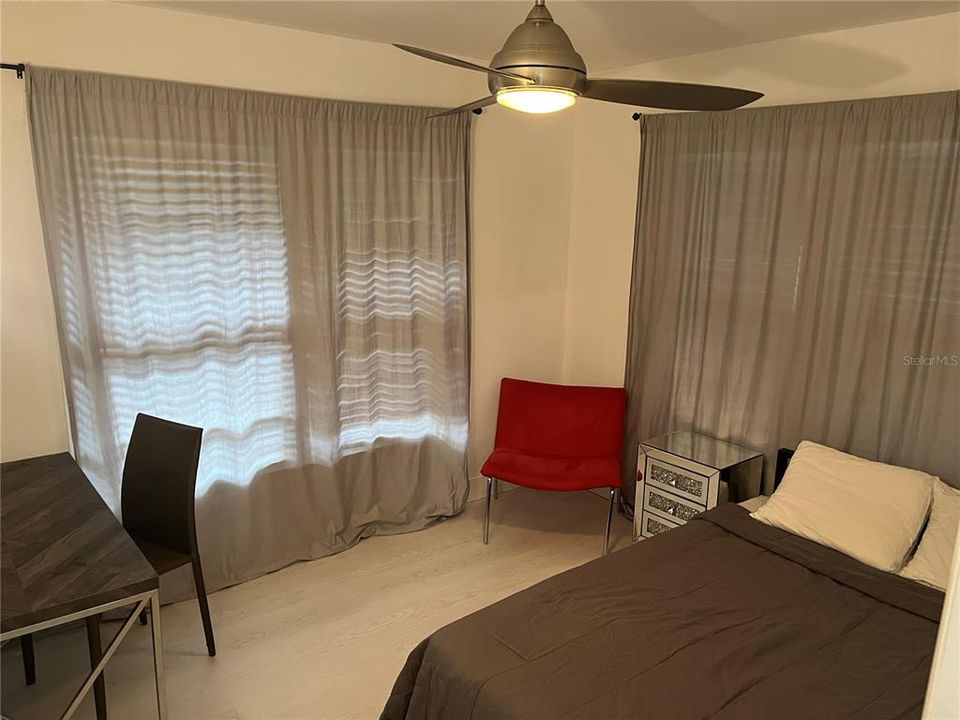 En Venta: $269,000 (3 camas, 1 baños, 1122 Pies cuadrados)