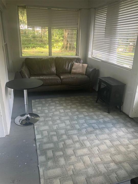 En Venta: $269,000 (3 camas, 1 baños, 1122 Pies cuadrados)