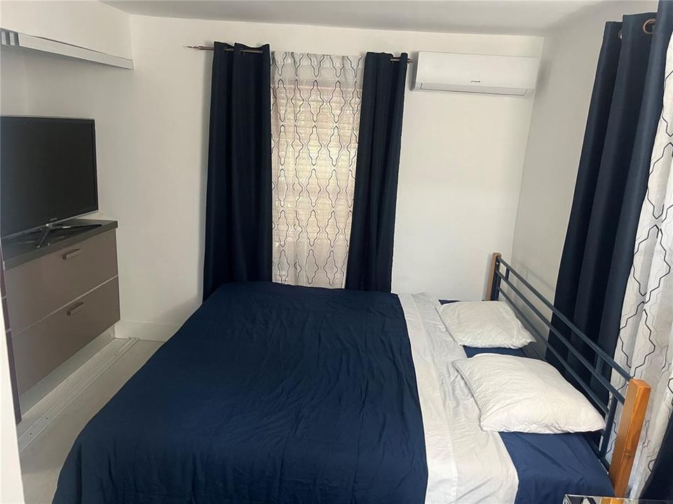 En Venta: $269,000 (3 camas, 1 baños, 1122 Pies cuadrados)