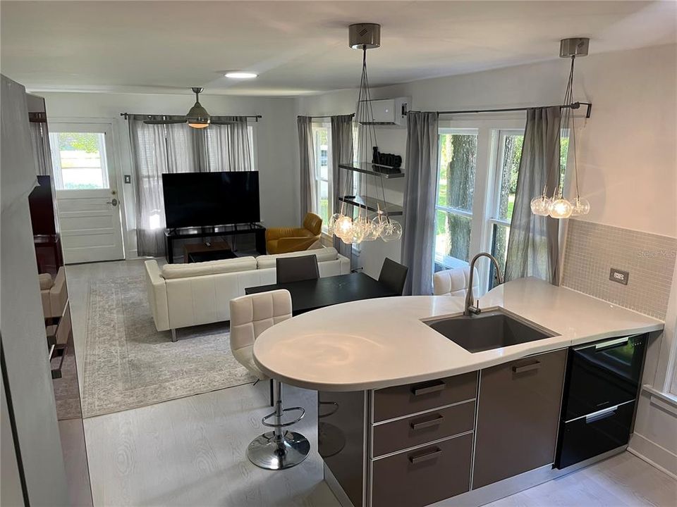 En Venta: $269,000 (3 camas, 1 baños, 1122 Pies cuadrados)