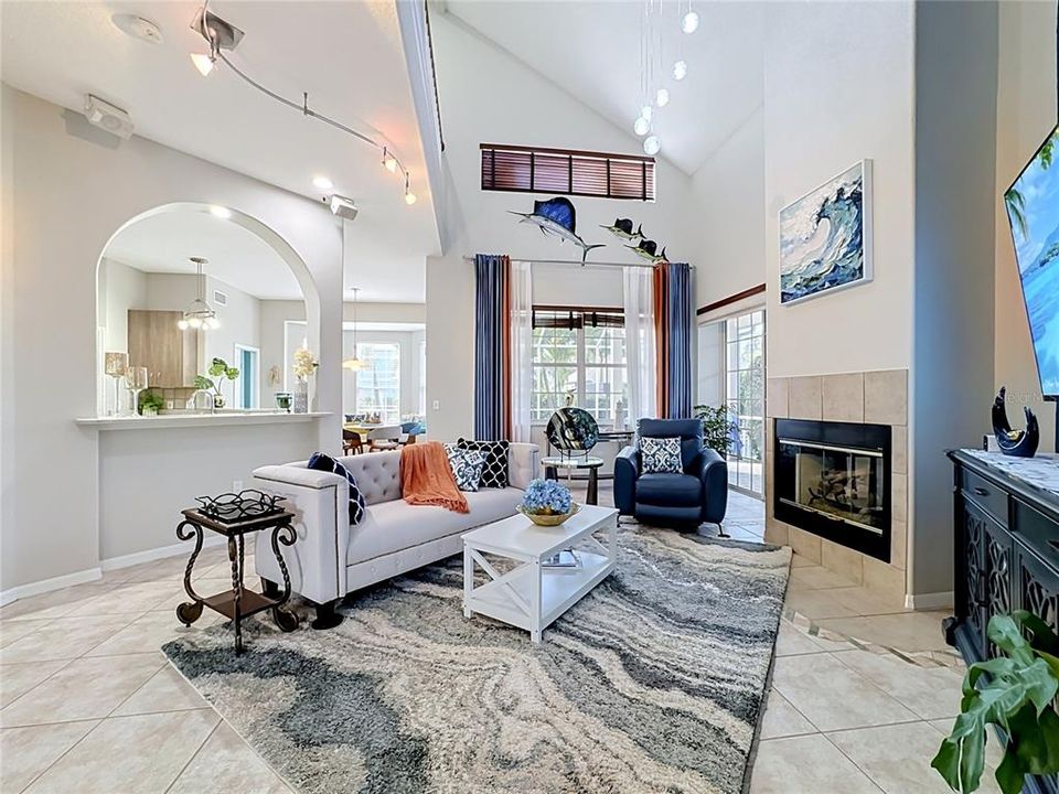 For Sale: $1,099,000 (3 beds, 2 baths, 2883 Square Feet)