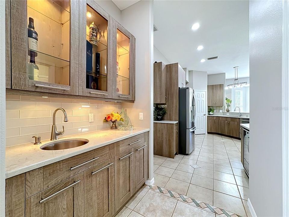 For Sale: $1,099,000 (3 beds, 2 baths, 2883 Square Feet)
