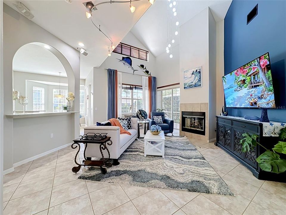 For Sale: $1,099,000 (3 beds, 2 baths, 2883 Square Feet)