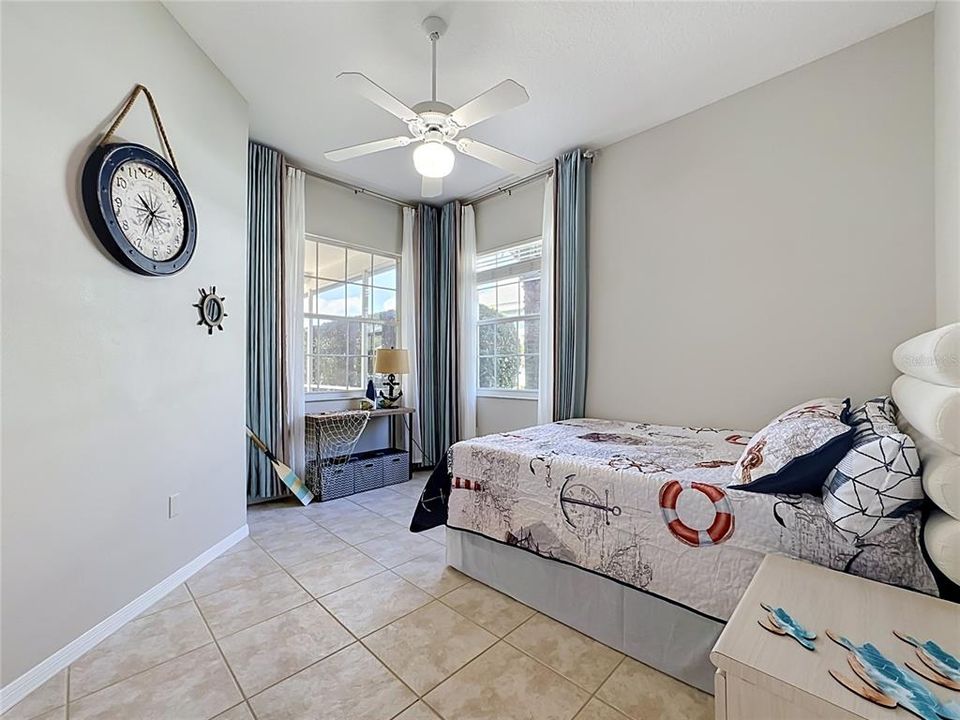 For Sale: $1,099,000 (3 beds, 2 baths, 2883 Square Feet)