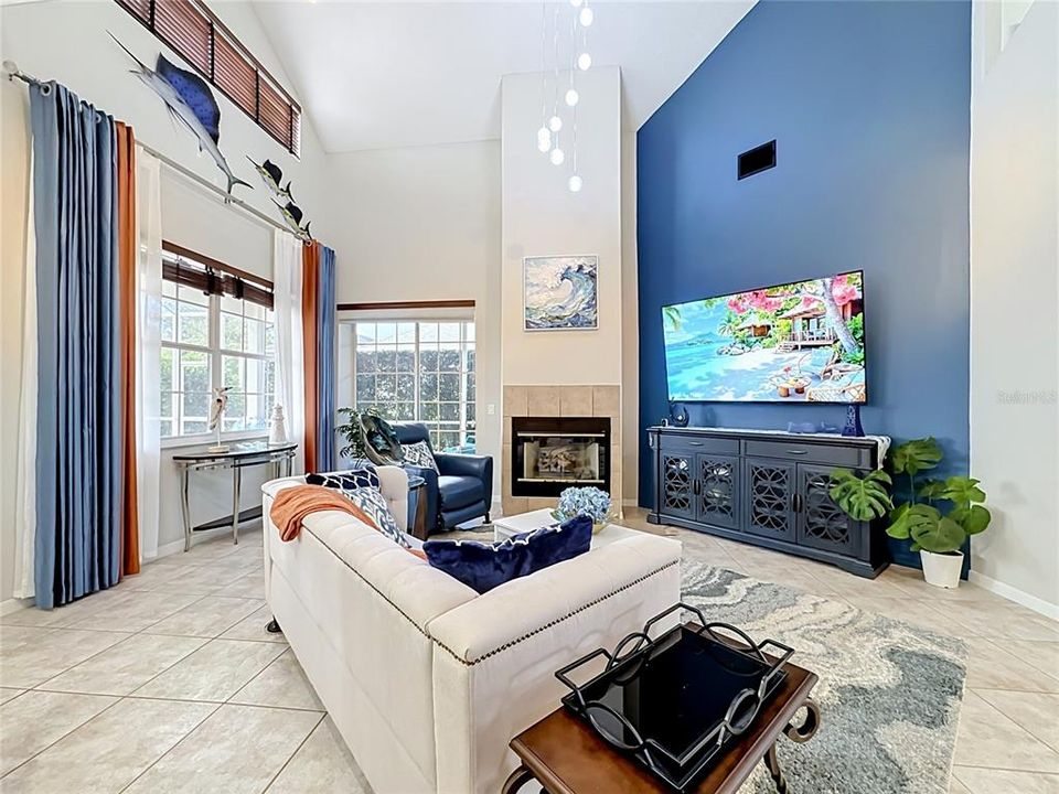 For Sale: $1,099,000 (3 beds, 2 baths, 2883 Square Feet)