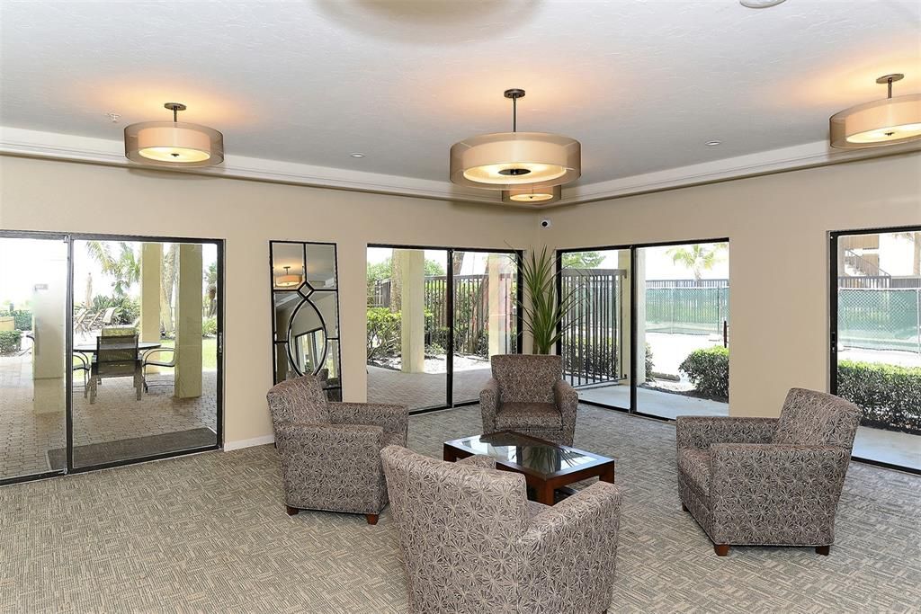 For Sale: $1,900,000 (3 beds, 3 baths, 1982 Square Feet)