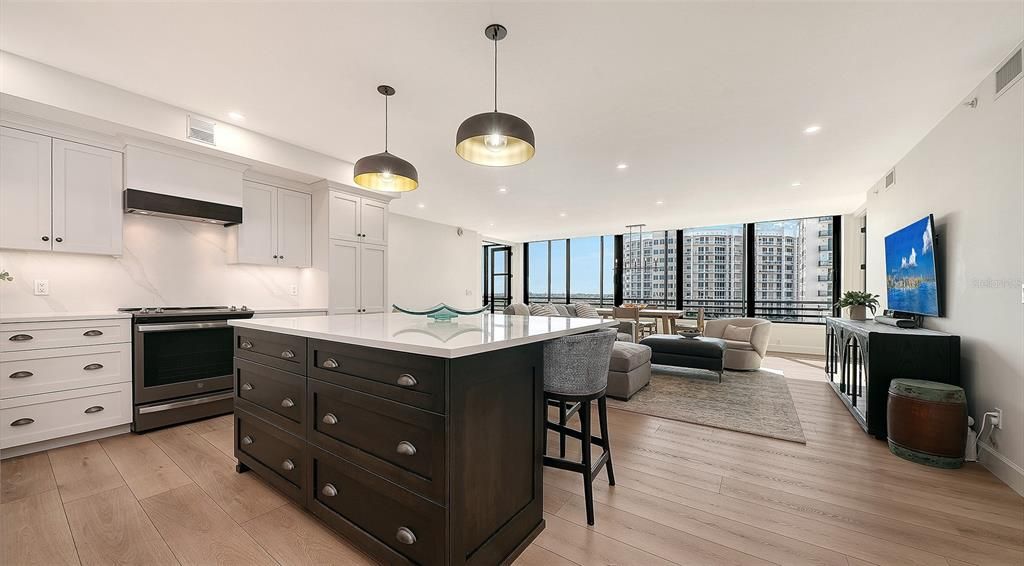 For Sale: $1,900,000 (3 beds, 3 baths, 1982 Square Feet)