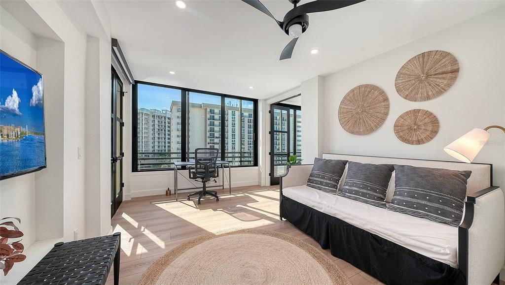 For Sale: $1,900,000 (3 beds, 3 baths, 1982 Square Feet)
