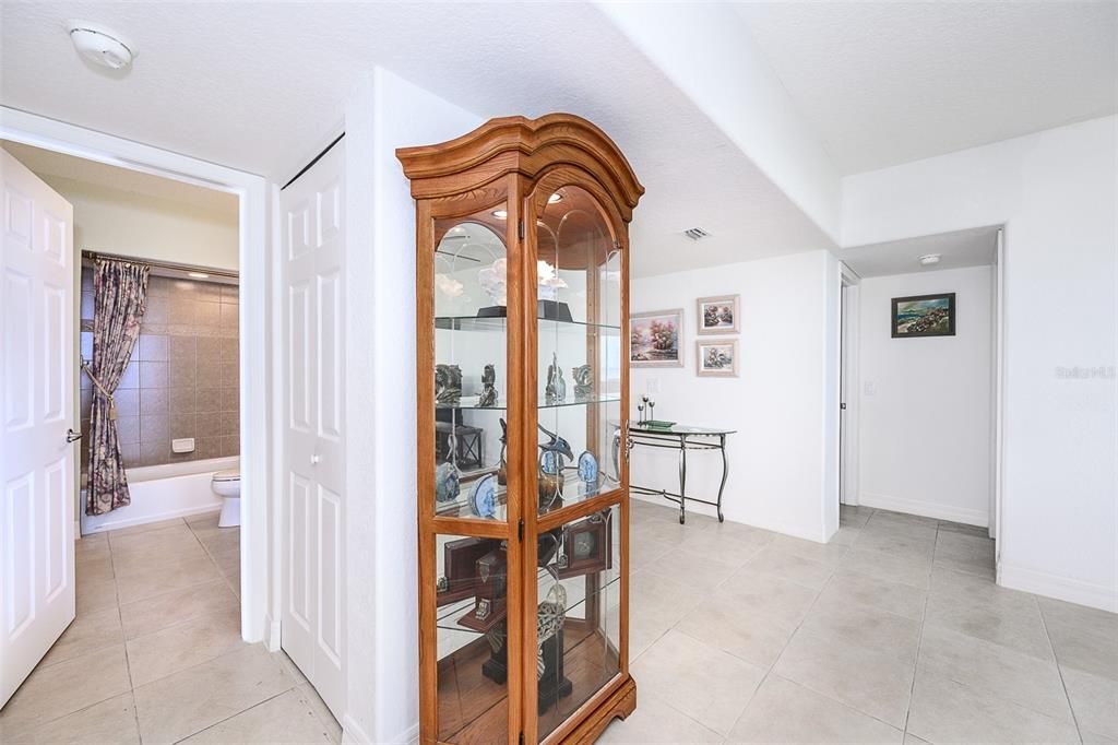 В аренду: $2,100 (2 спален, 2 ванн, 1530 Квадратных фут)