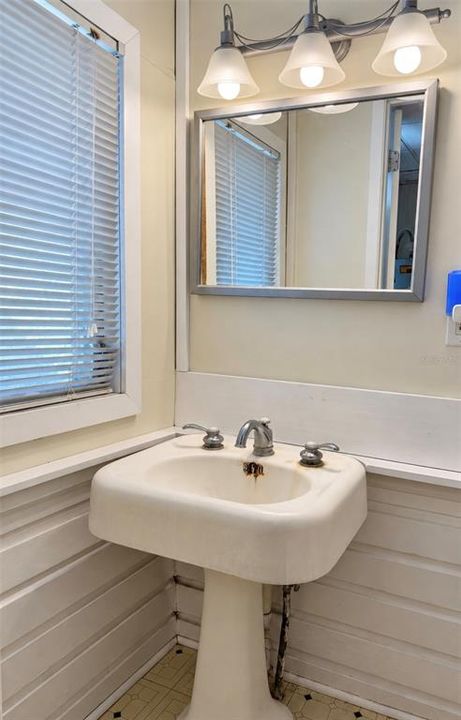 En Venta: $484,990 (3 camas, 1 baños, 1288 Pies cuadrados)