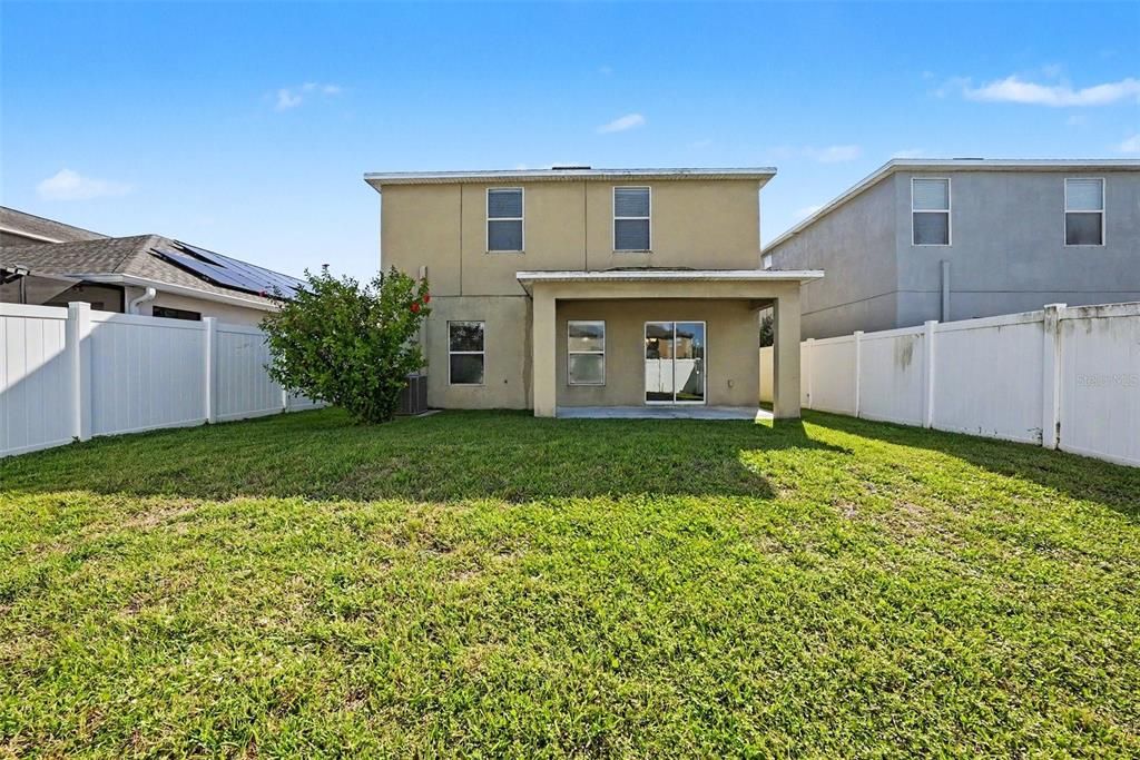 En Venta: $320,000 (5 camas, 2 baños, 2180 Pies cuadrados)