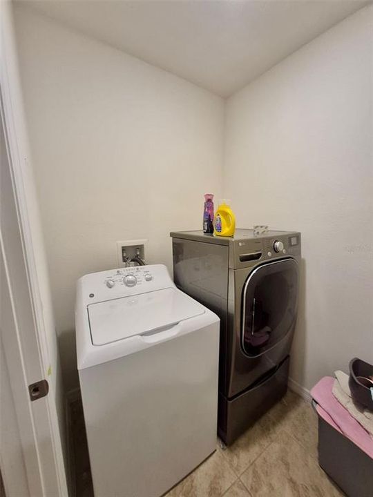 For Sale: $329,999 (4 beds, 2 baths, 1867 Square Feet)