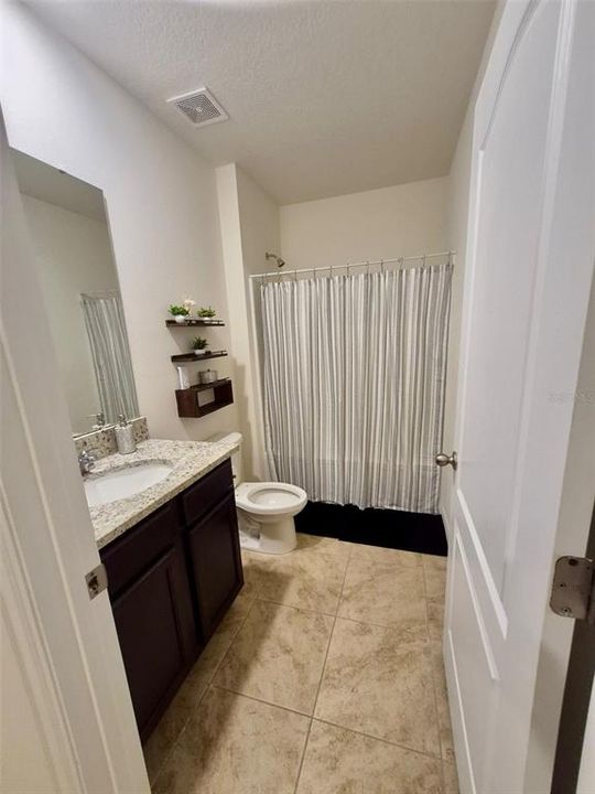 For Sale: $329,999 (4 beds, 2 baths, 1867 Square Feet)
