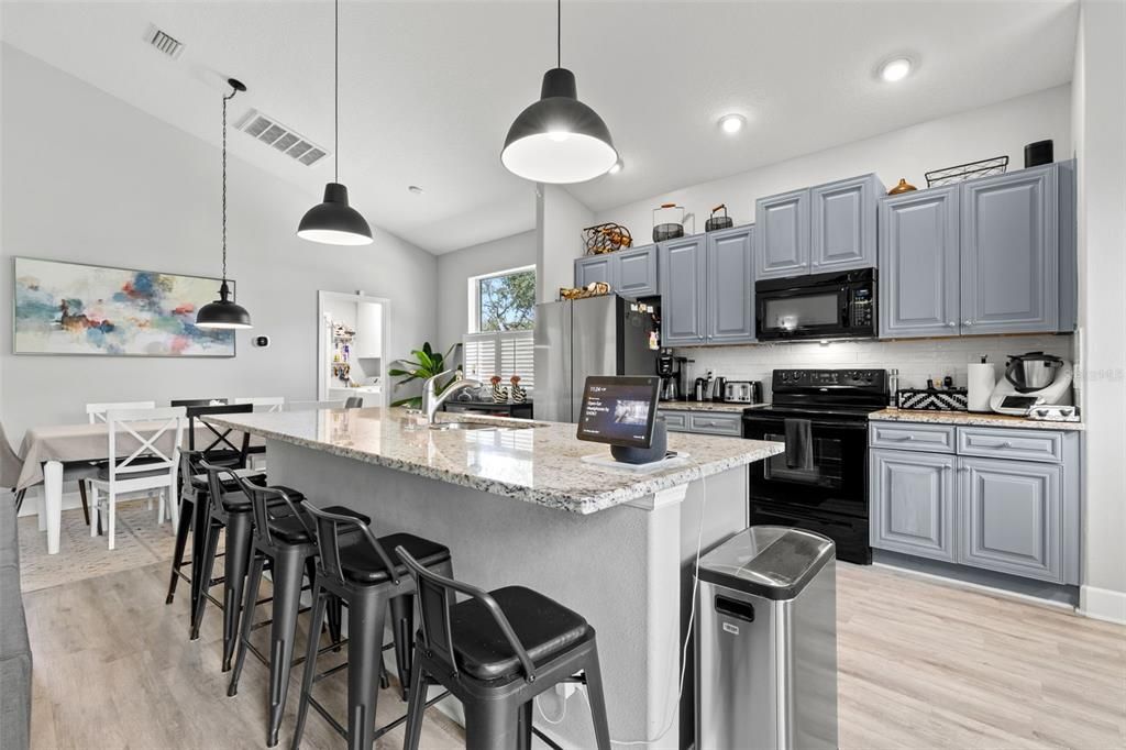 En Venta: $549,000 (4 camas, 2 baños, 1722 Pies cuadrados)