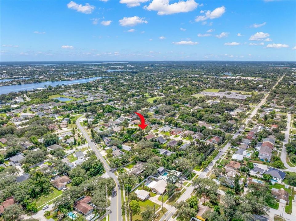 En Venta: $549,000 (4 camas, 2 baños, 1722 Pies cuadrados)