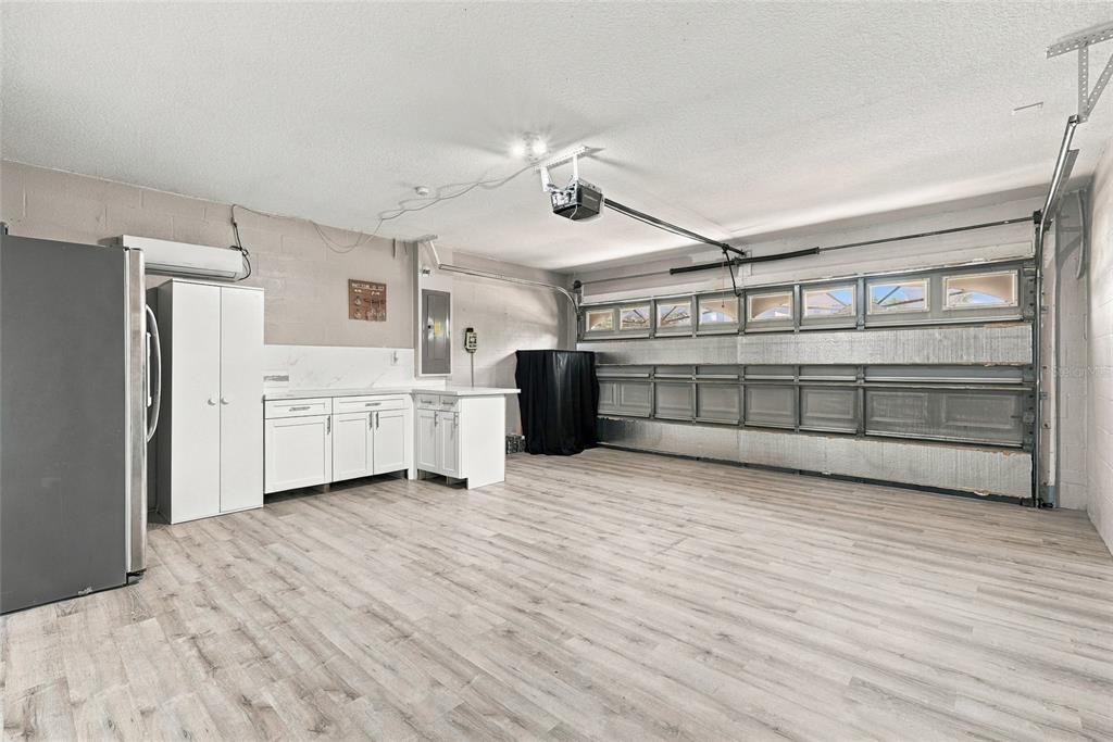 На продажу: $374,900 (4 спален, 2 ванн, 2055 Квадратных фут)
