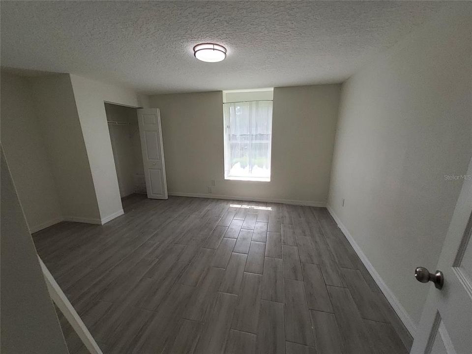 На продажу: $265,000 (3 спален, 2 ванн, 2002 Квадратных фут)