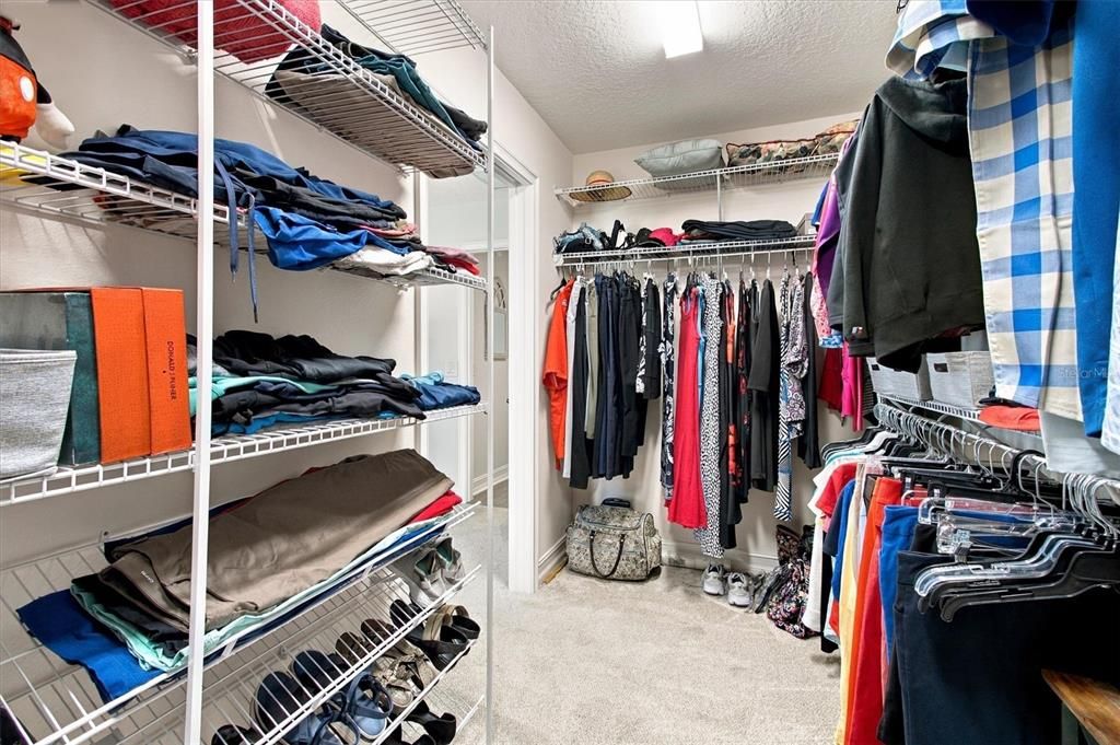 Activo con contrato: $449,900 (4 camas, 2 baños, 2014 Pies cuadrados)