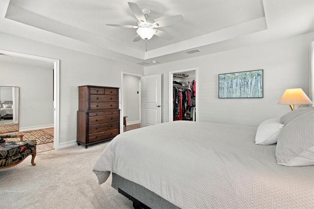 Activo con contrato: $449,900 (4 camas, 2 baños, 2014 Pies cuadrados)