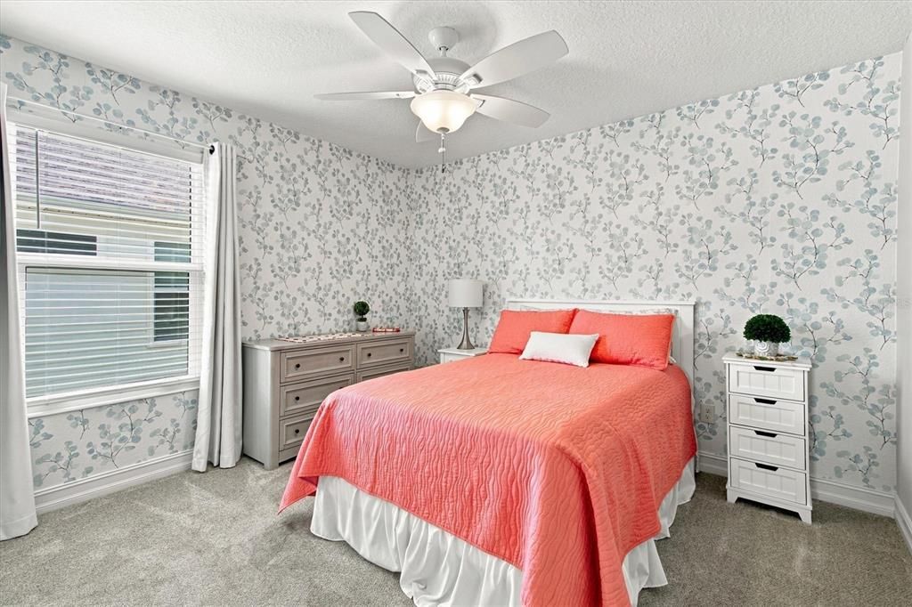 Activo con contrato: $449,900 (4 camas, 2 baños, 2014 Pies cuadrados)