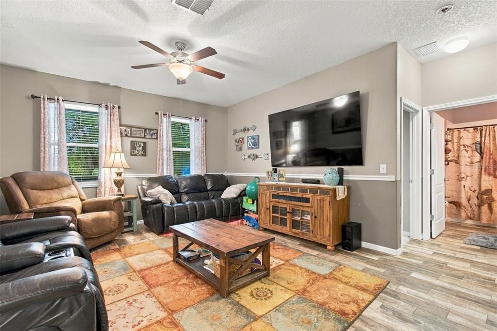 For Sale: $519,000 (5 beds, 3 baths, 3210 Square Feet)