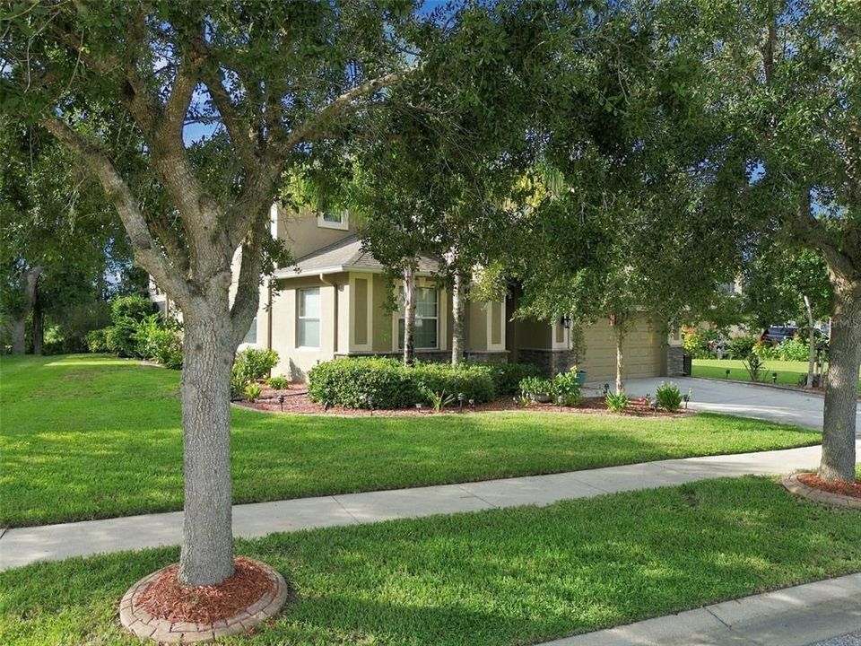 For Sale: $519,000 (5 beds, 3 baths, 3210 Square Feet)