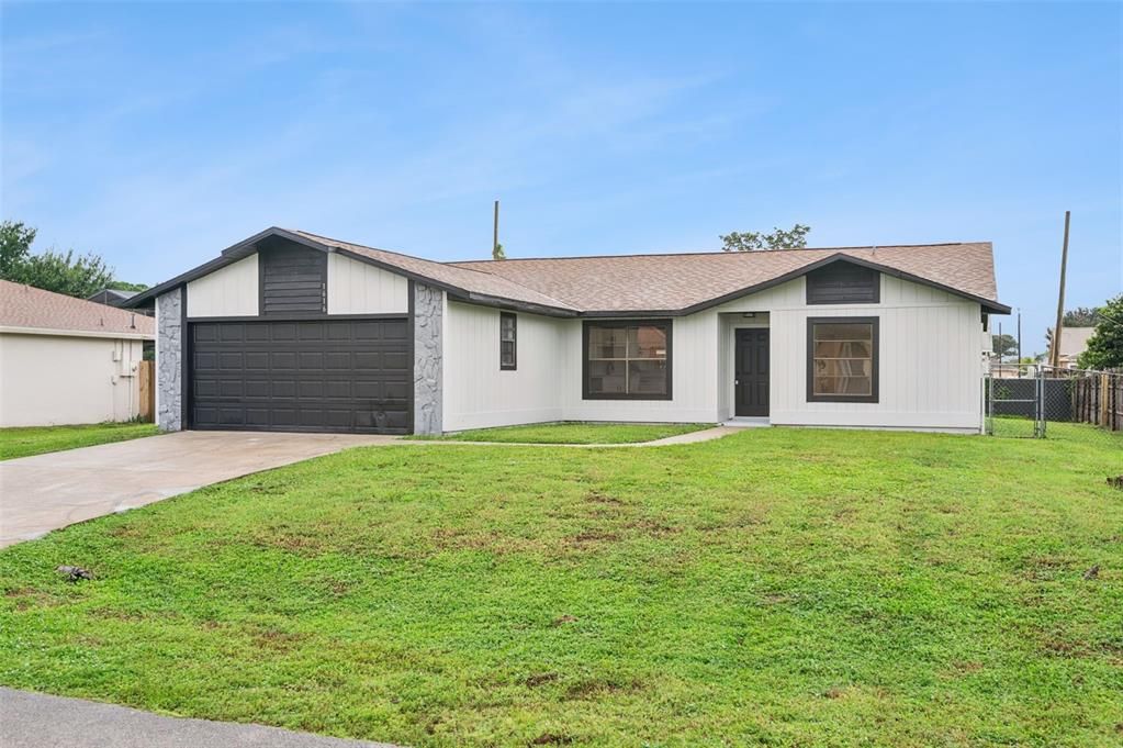 For Sale: $310,000 (3 beds, 2 baths, 1584 Square Feet)