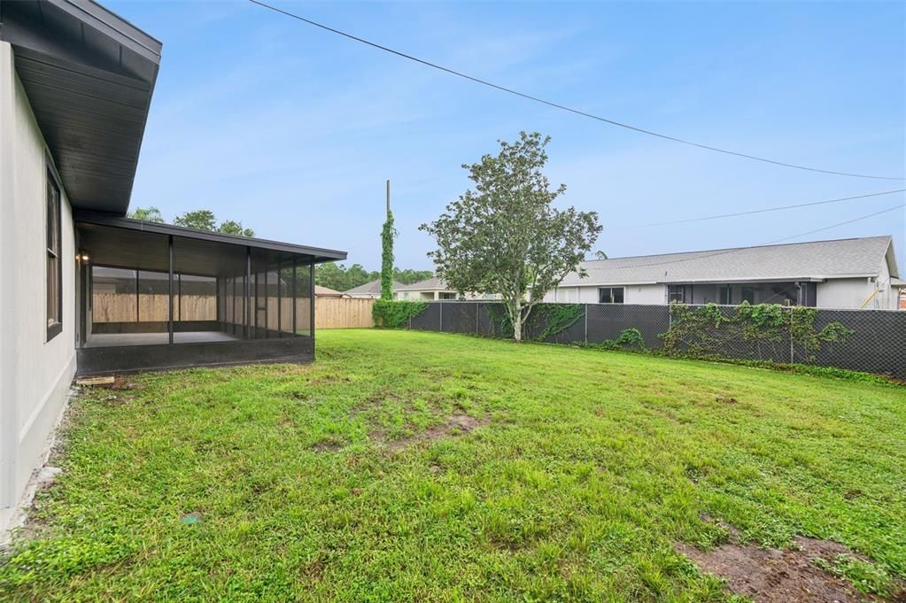 For Sale: $310,000 (3 beds, 2 baths, 1584 Square Feet)
