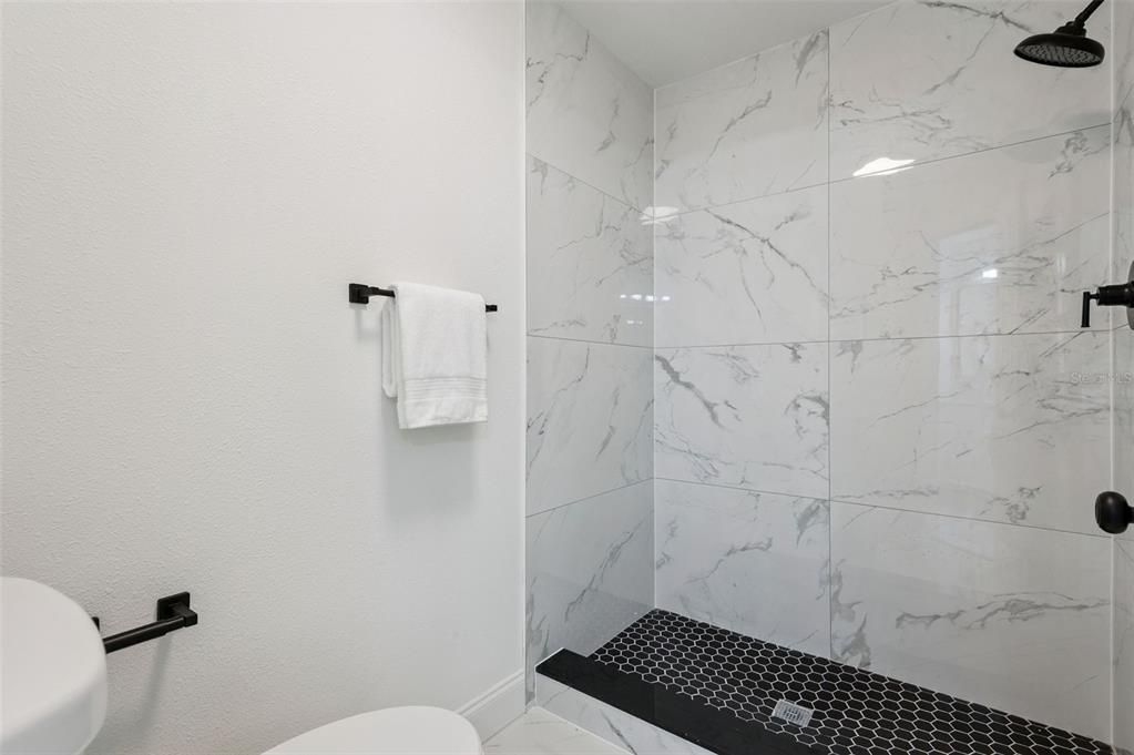For Sale: $310,000 (3 beds, 2 baths, 1584 Square Feet)