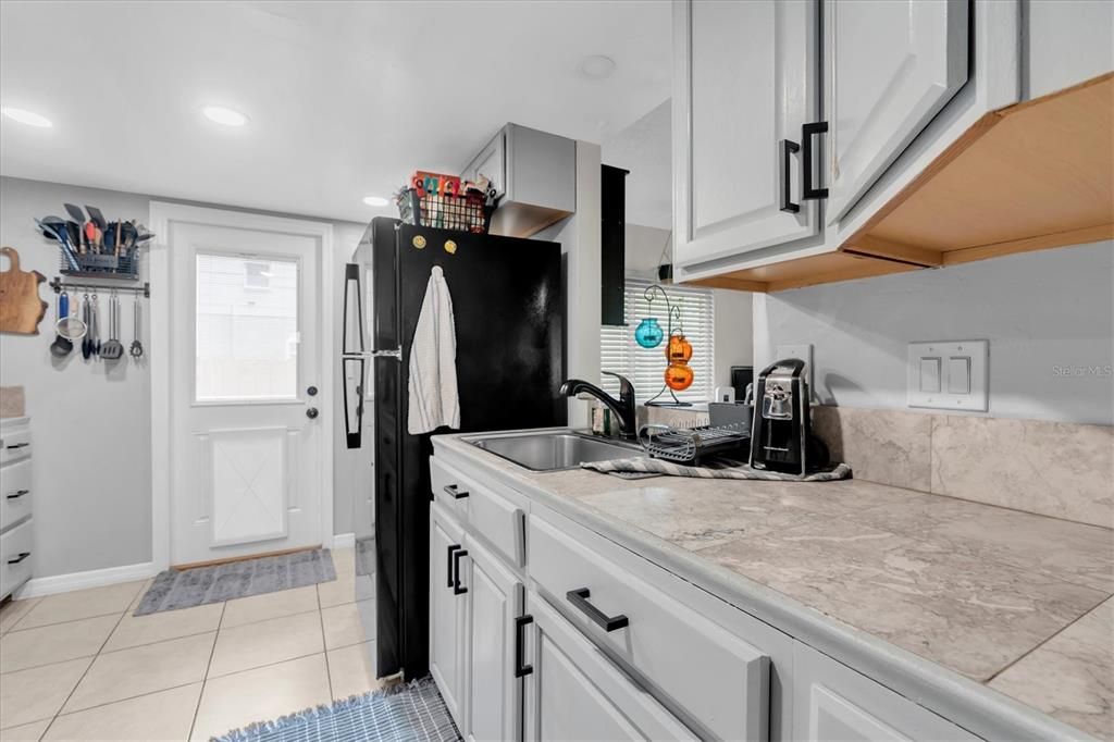 En Venta: $360,000 (2 camas, 1 baños, 864 Pies cuadrados)