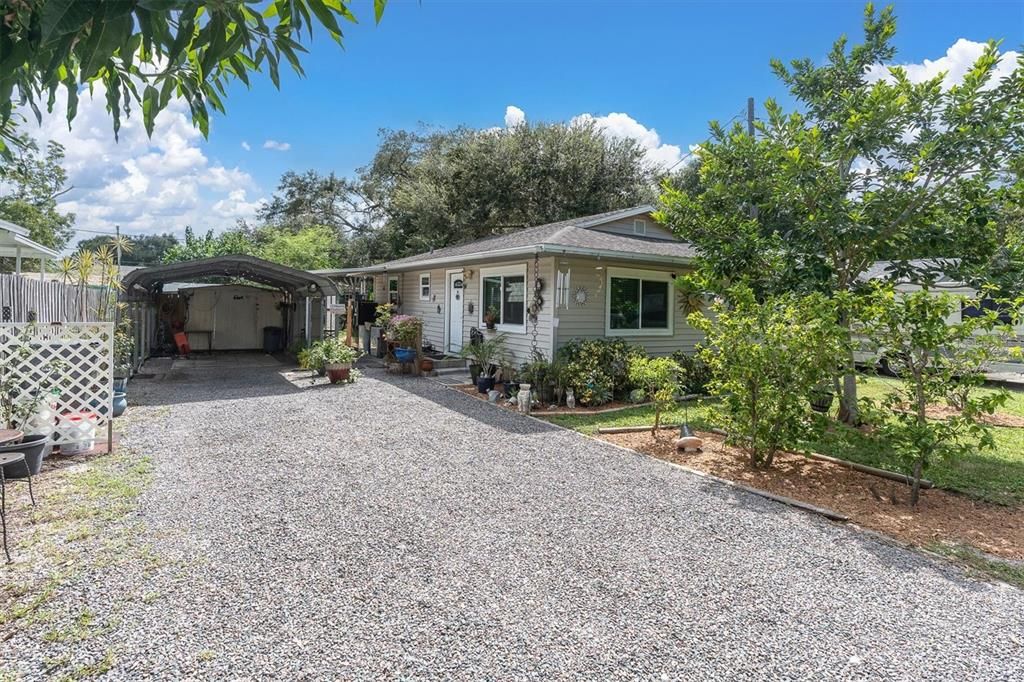 En Venta: $360,000 (2 camas, 1 baños, 864 Pies cuadrados)