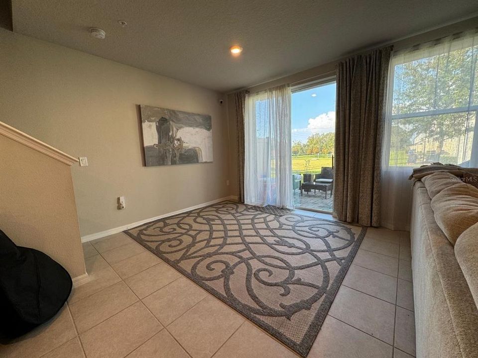 For Sale: $340,000 (3 beds, 2 baths, 1557 Square Feet)