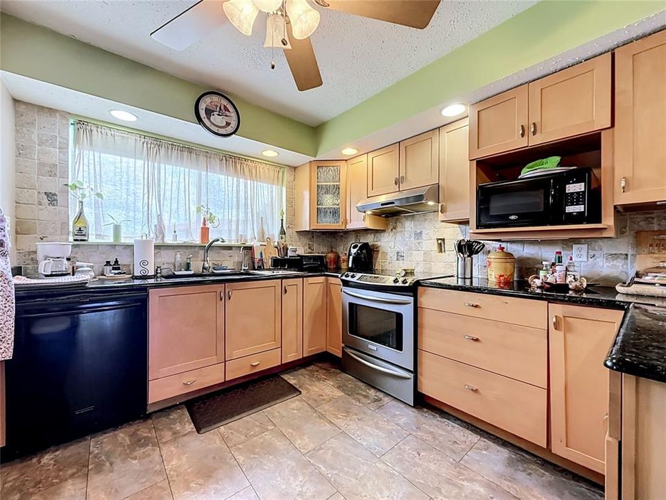 En Venta: $147,000 (2 camas, 2 baños, 1260 Pies cuadrados)