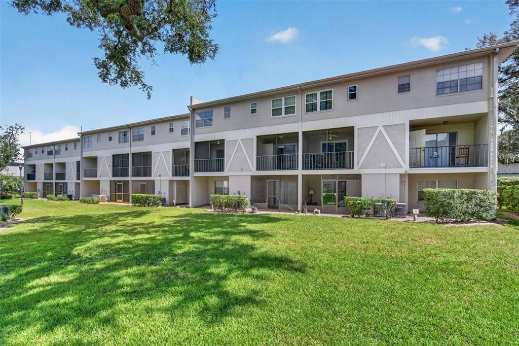 For Rent: $2,000 (2 beds, 2 baths, 1284 Square Feet)