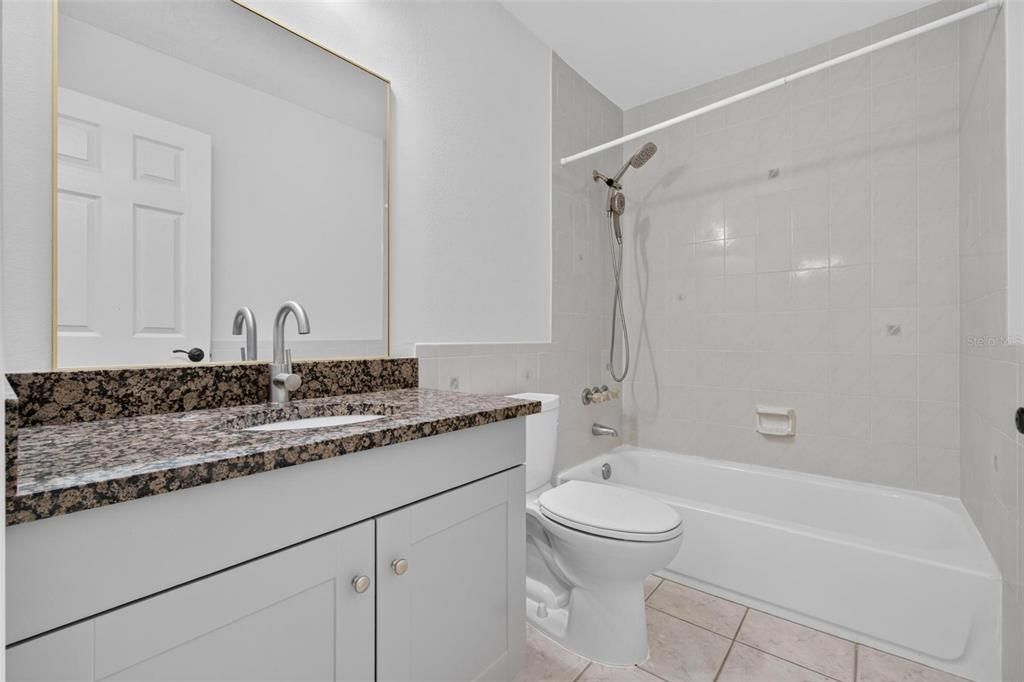 For Rent: $2,000 (2 beds, 2 baths, 1284 Square Feet)