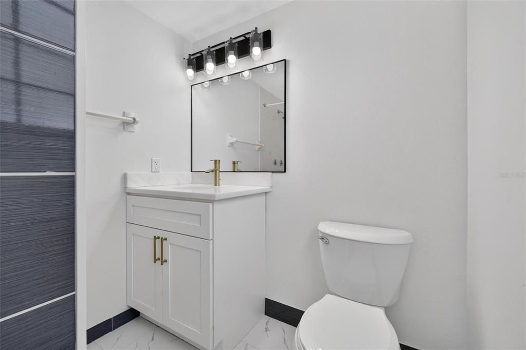 For Rent: $2,000 (2 beds, 2 baths, 1284 Square Feet)