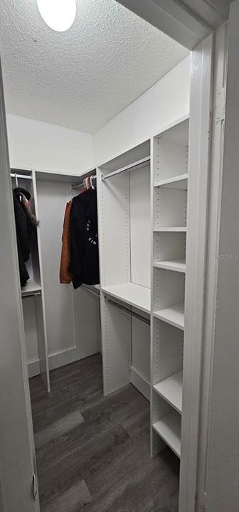 For Rent: $1,500 (2 beds, 1 baths, 867 Square Feet)