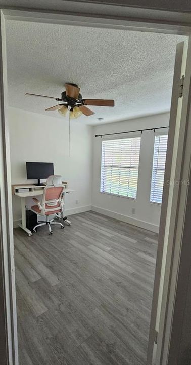 For Rent: $1,500 (2 beds, 1 baths, 867 Square Feet)