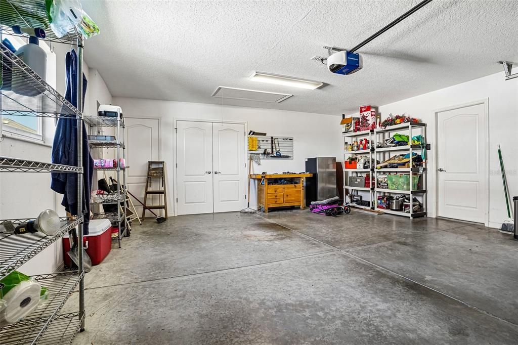 For Sale: $365,000 (3 beds, 2 baths, 1578 Square Feet)