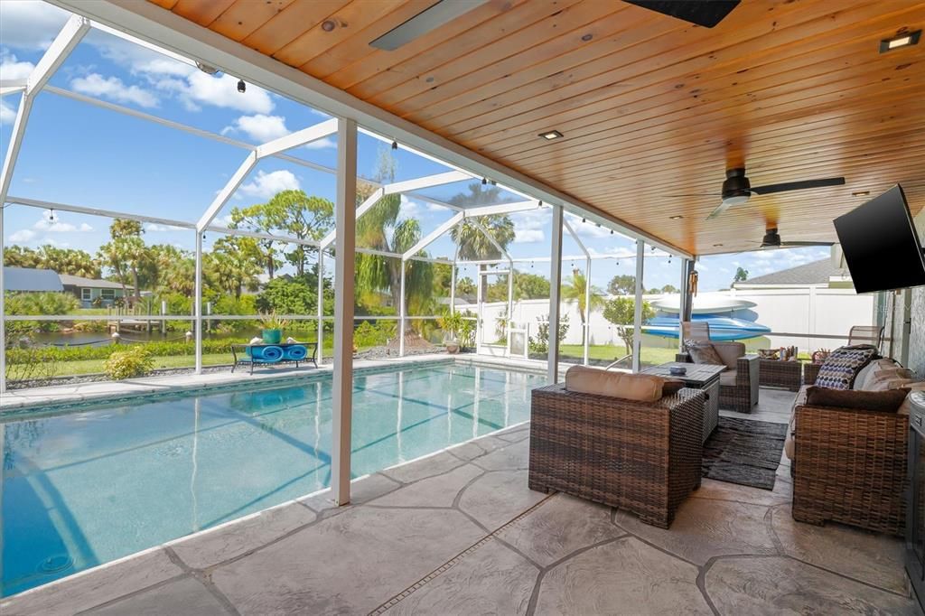 En Venta: $574,900 (3 camas, 2 baños, 1287 Pies cuadrados)