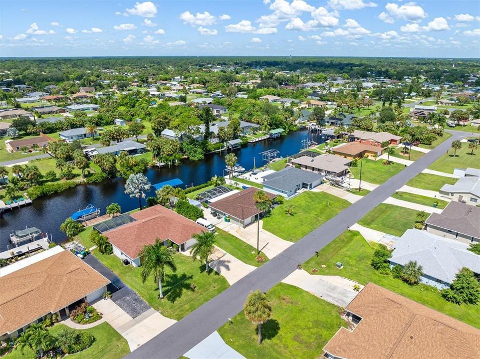En Venta: $574,900 (3 camas, 2 baños, 1287 Pies cuadrados)